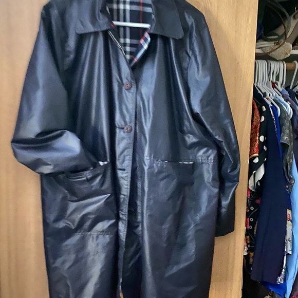 Light rain coat - Picture 2 of 6